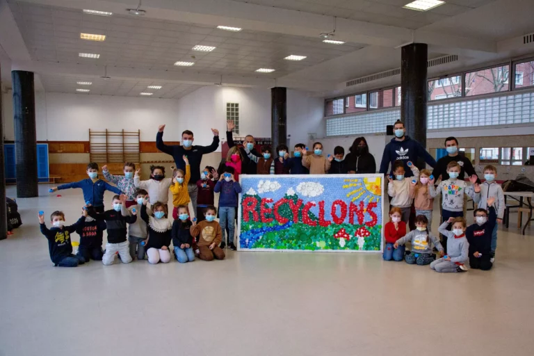 Recyclage bouchons école Jacolot