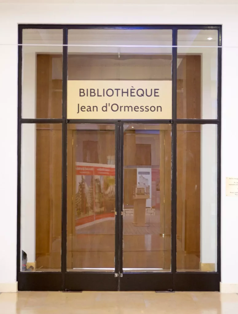 Image en avant Bibliotheque Jean dOrmesson e1710328822666