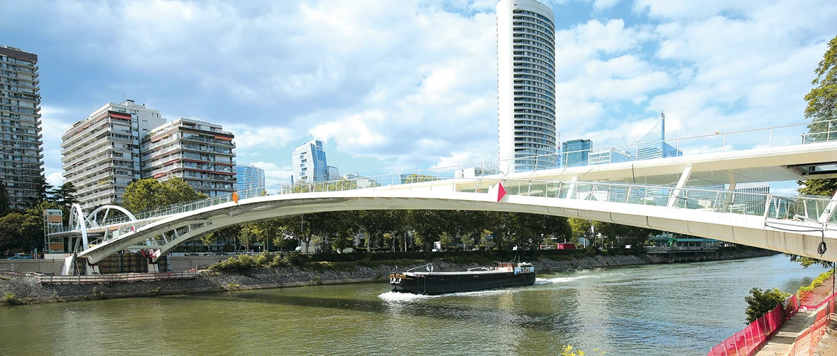 ville-de-puteaux-passerelle coty